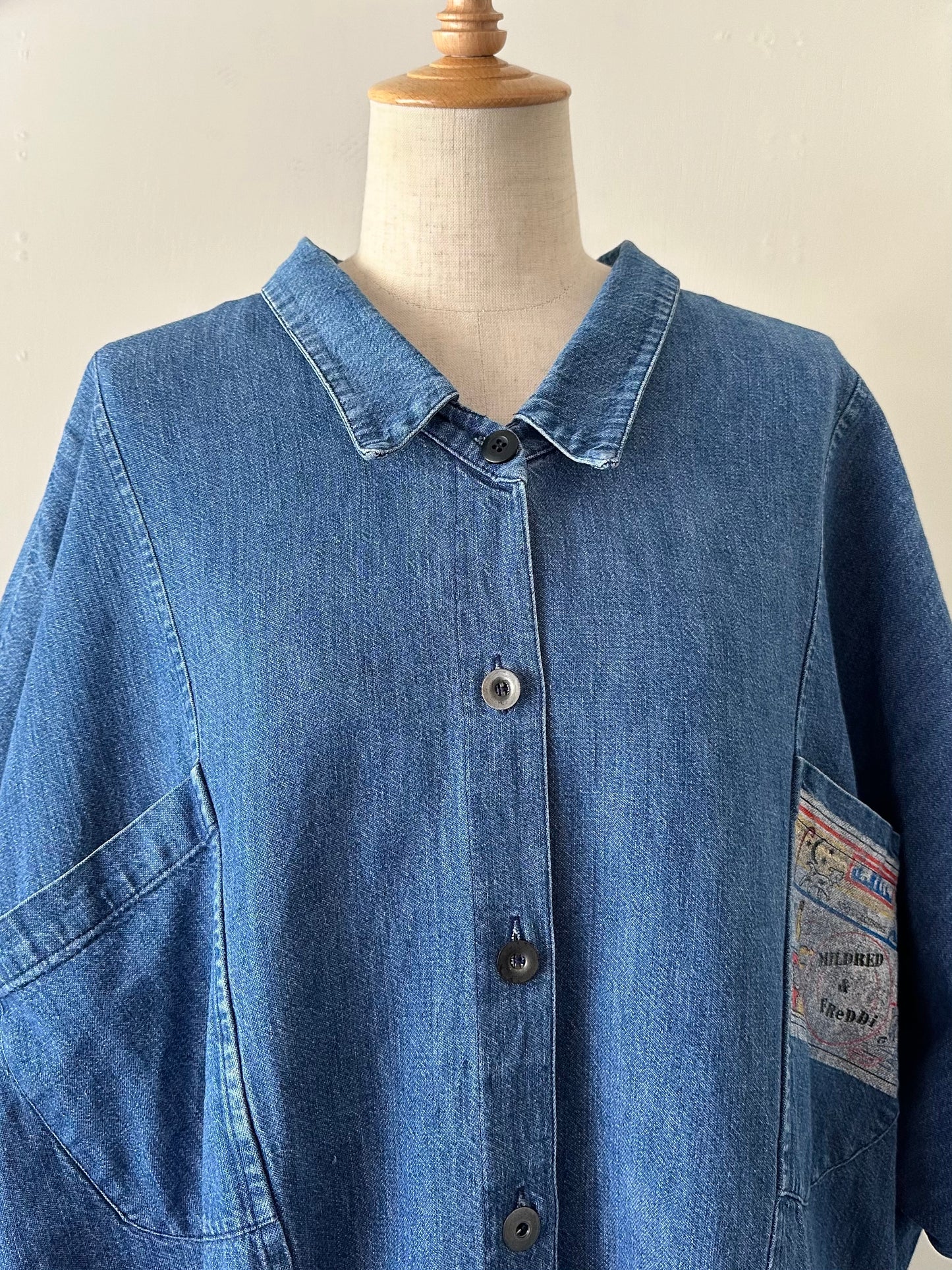 wide silhouette denim shirt