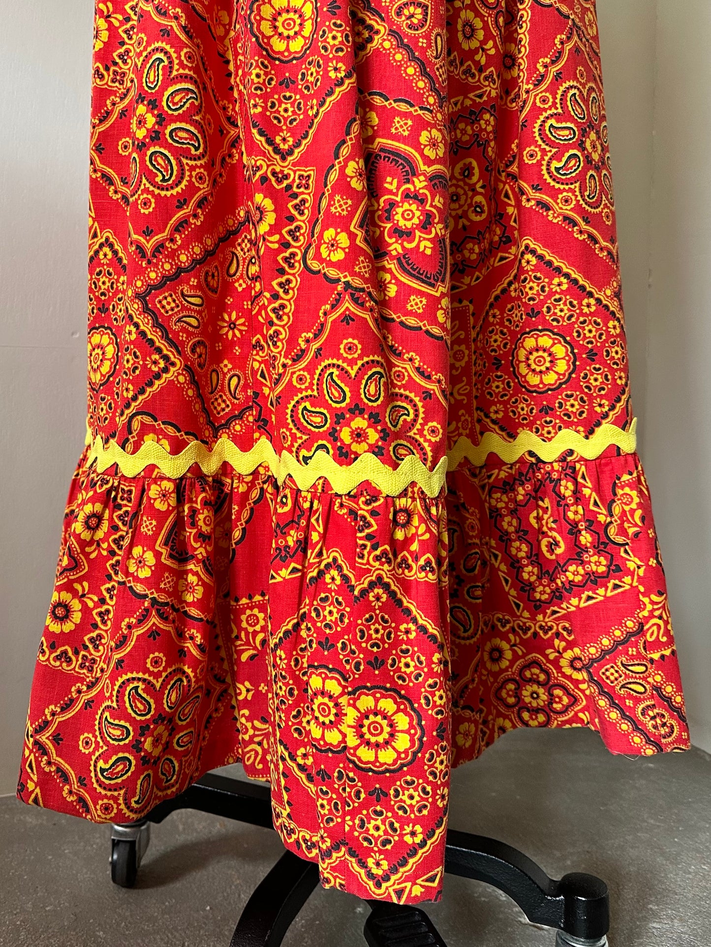 bandanna pattern skirt
