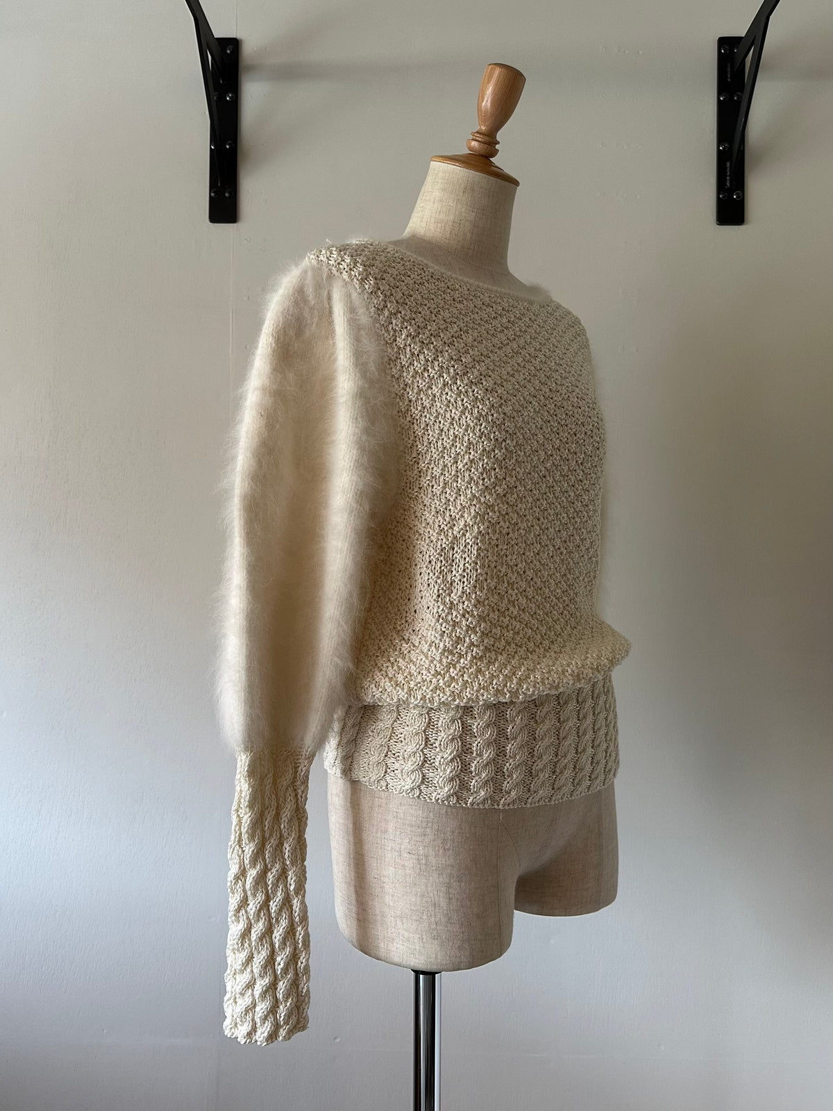 fur sleeve design knit tops
