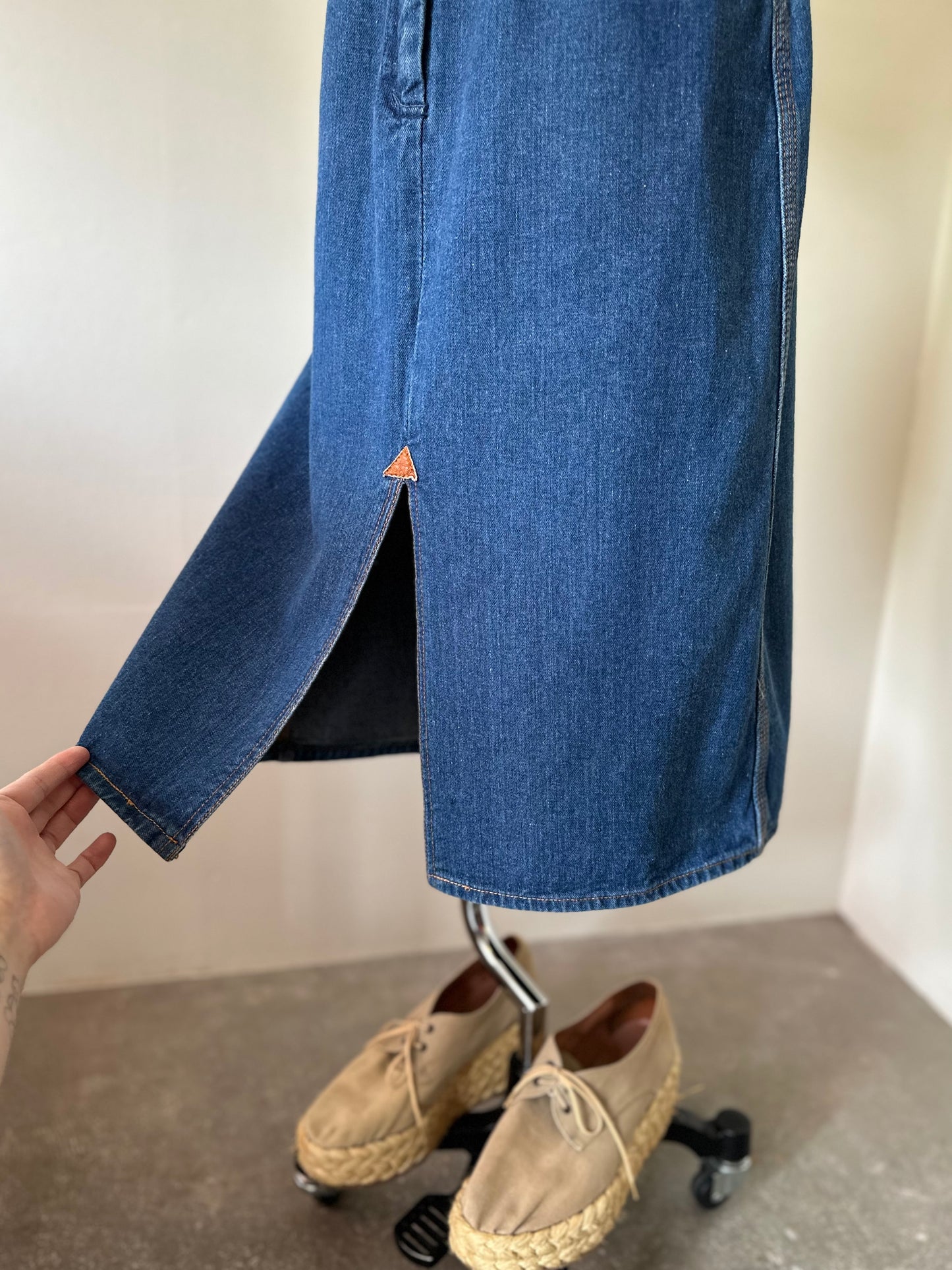 denim slit skirt