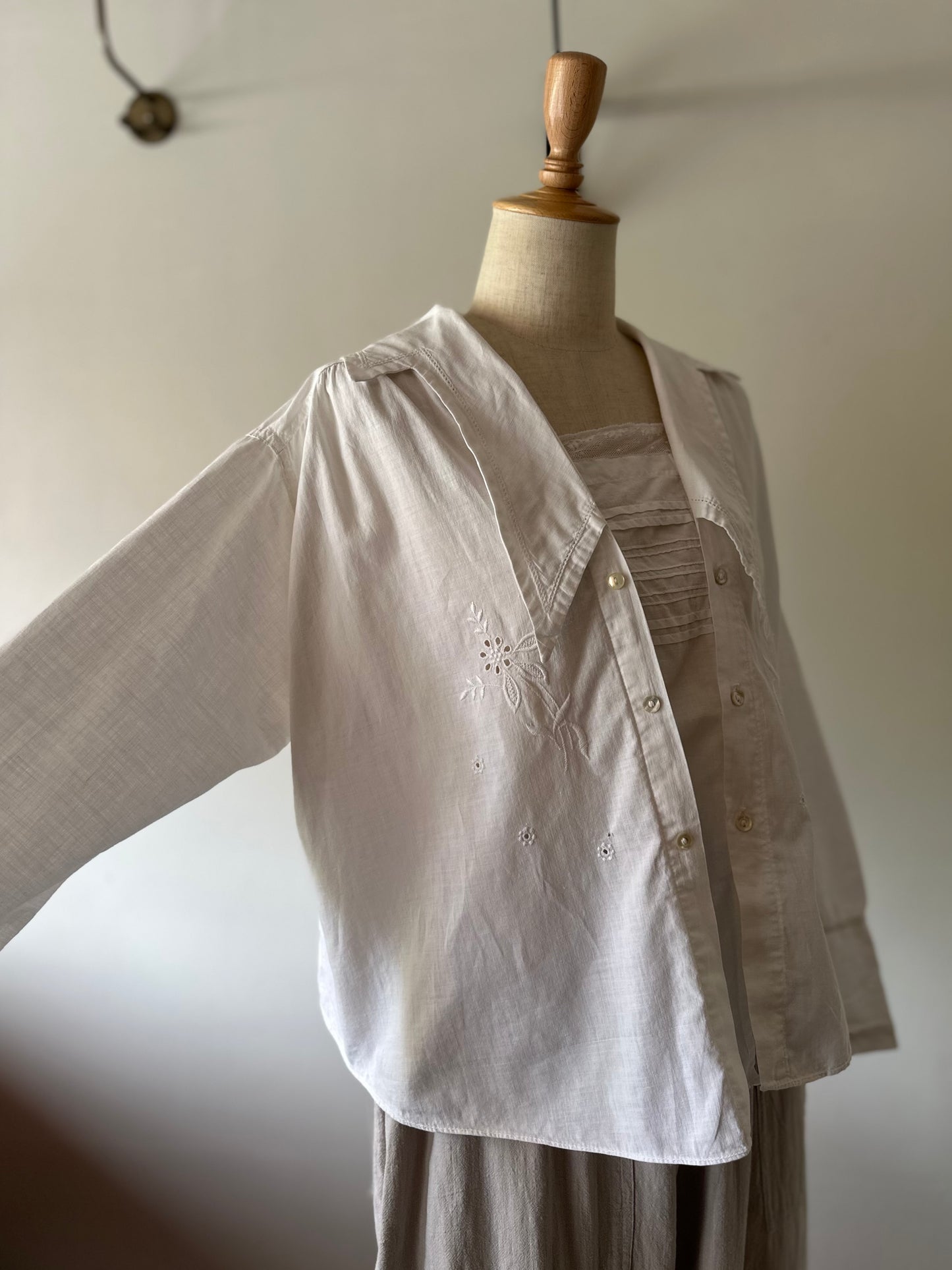 embroidery lace blouse