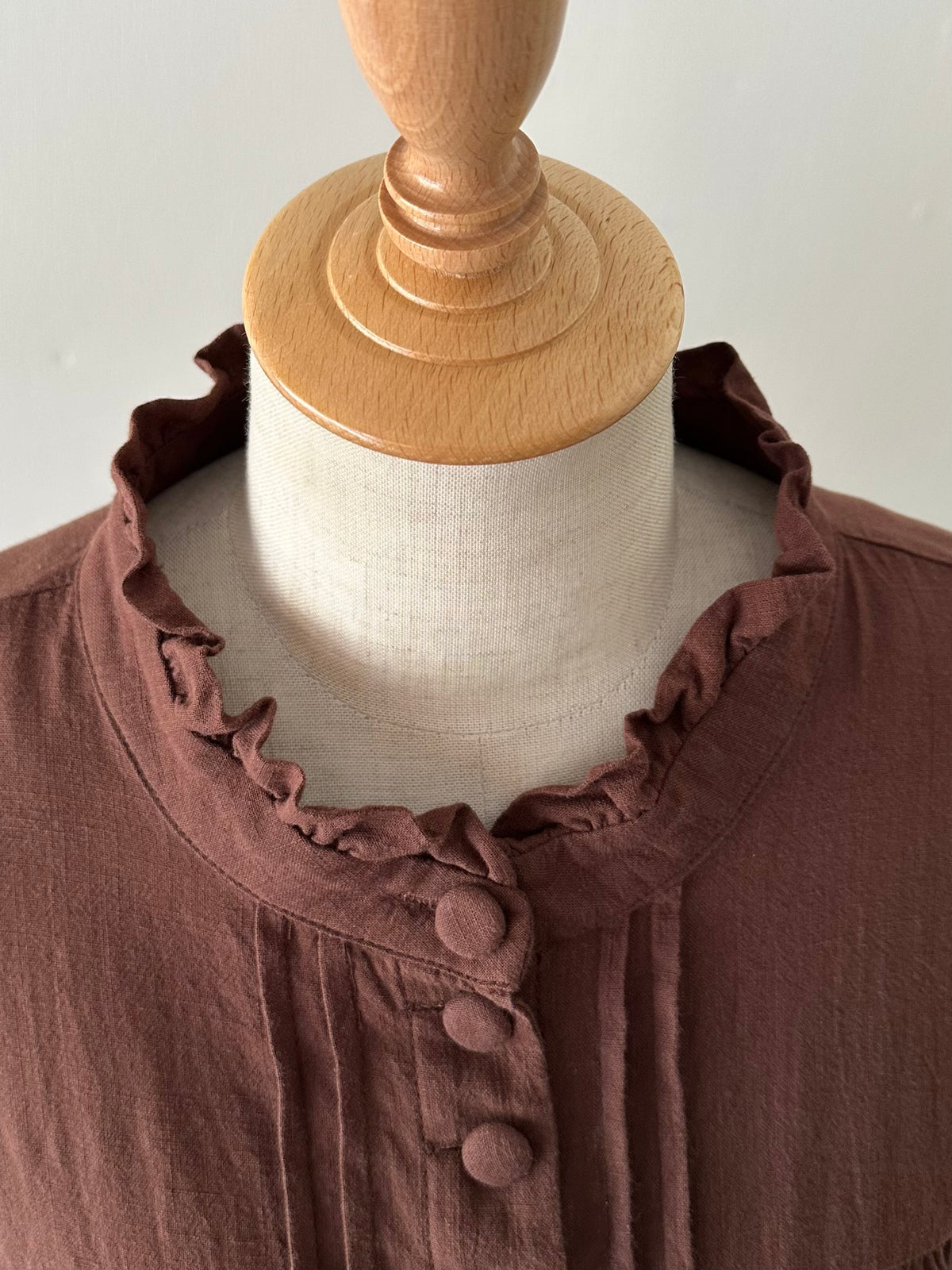frill design blouse