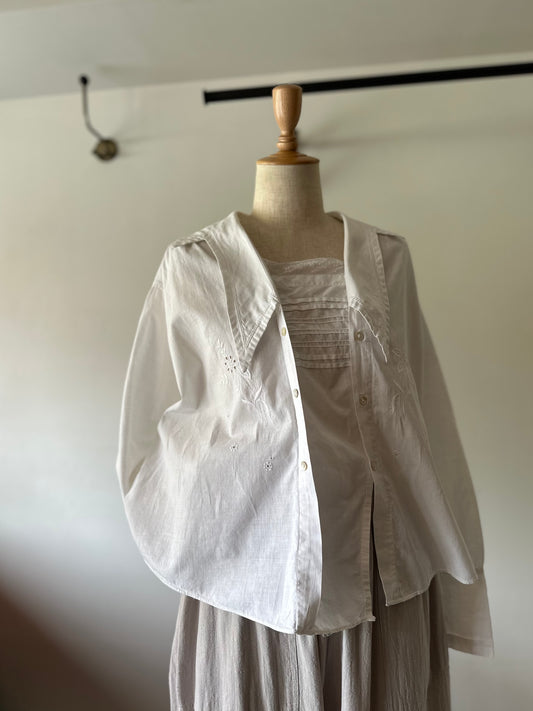 embroidery lace blouse