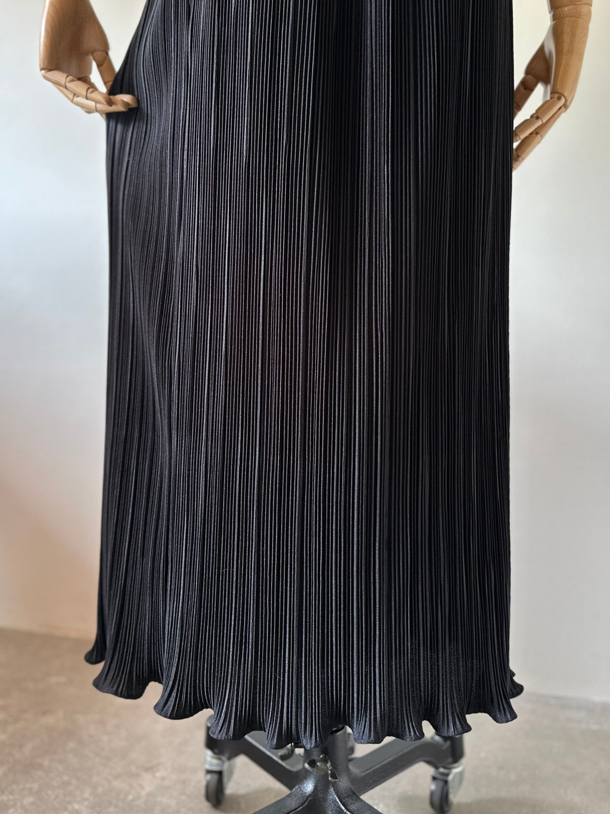 pleats maxi skirt