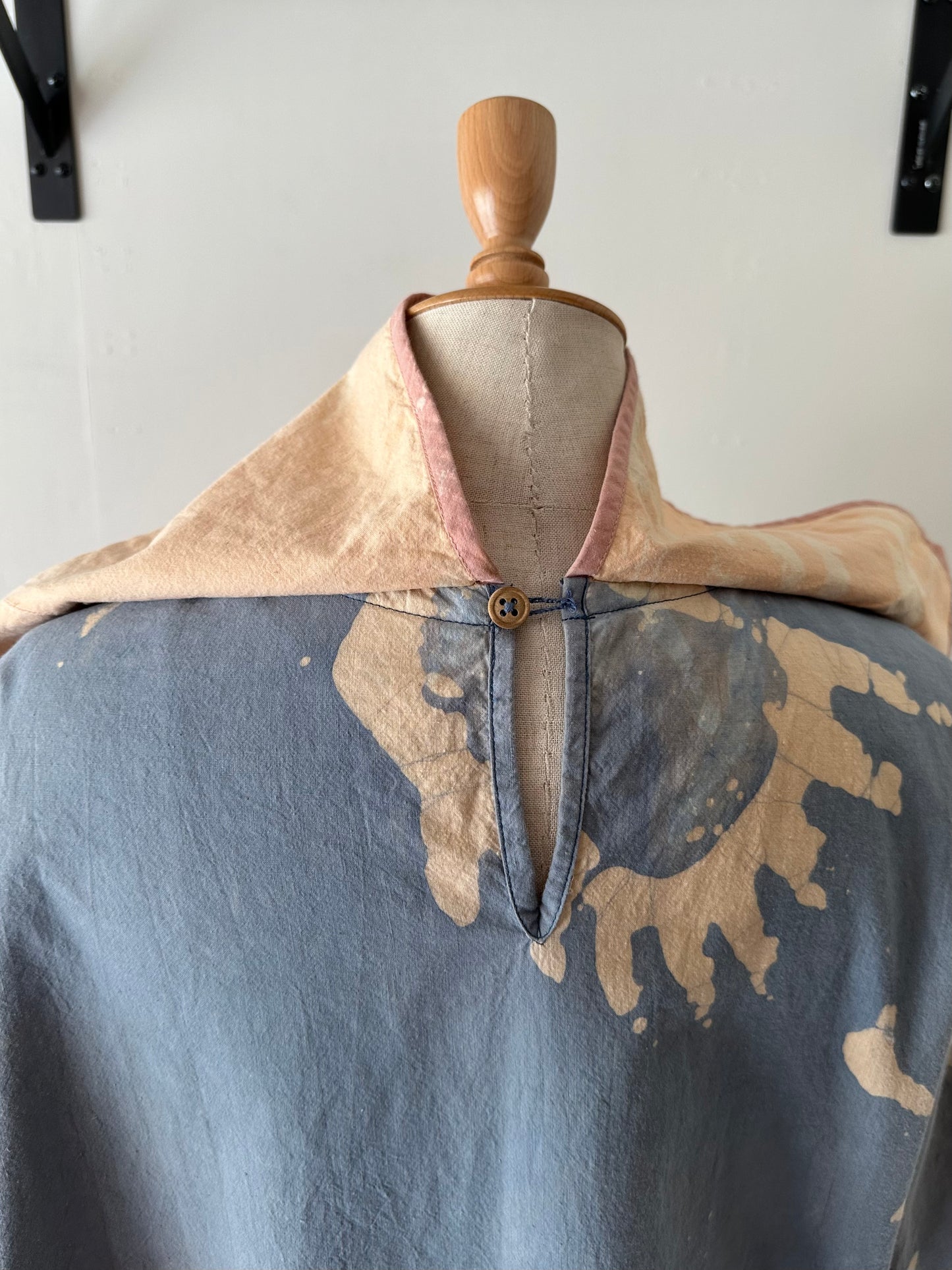unique collar tops
