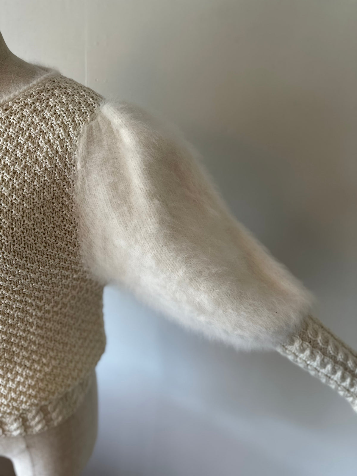 fur sleeve design knit tops