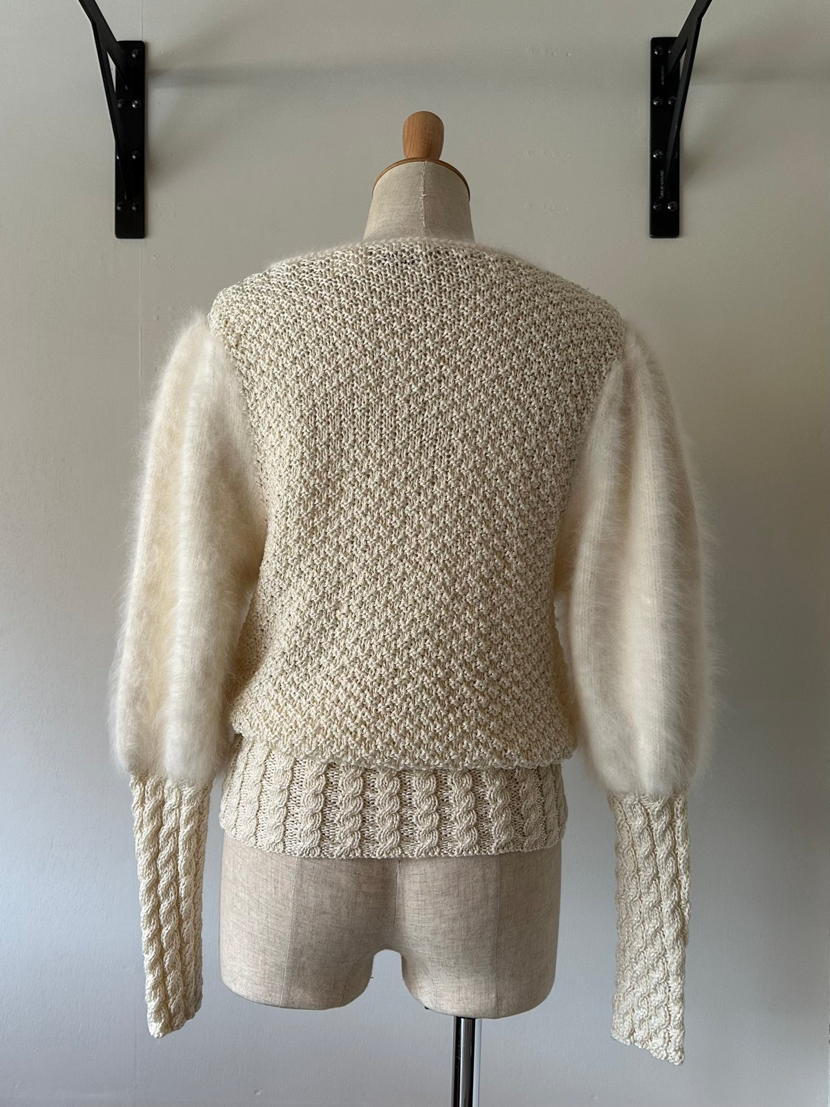fur sleeve design knit tops