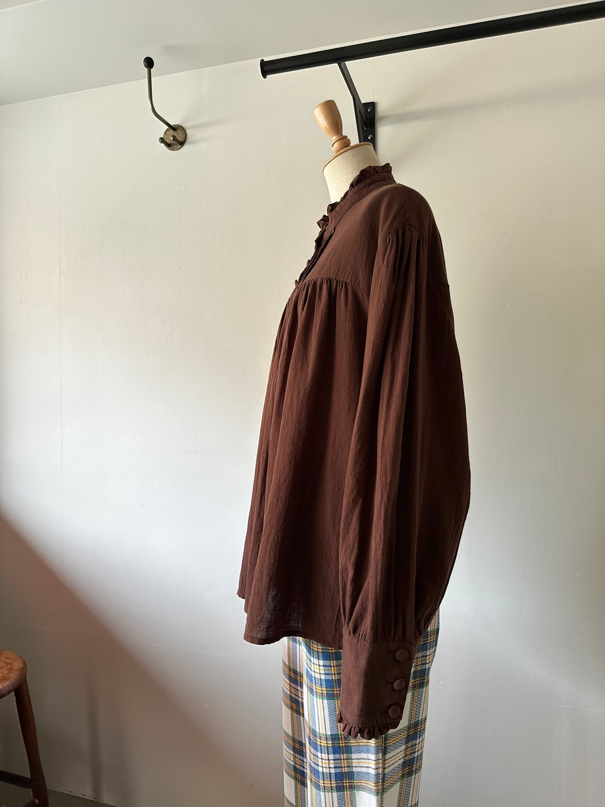 frill design blouse