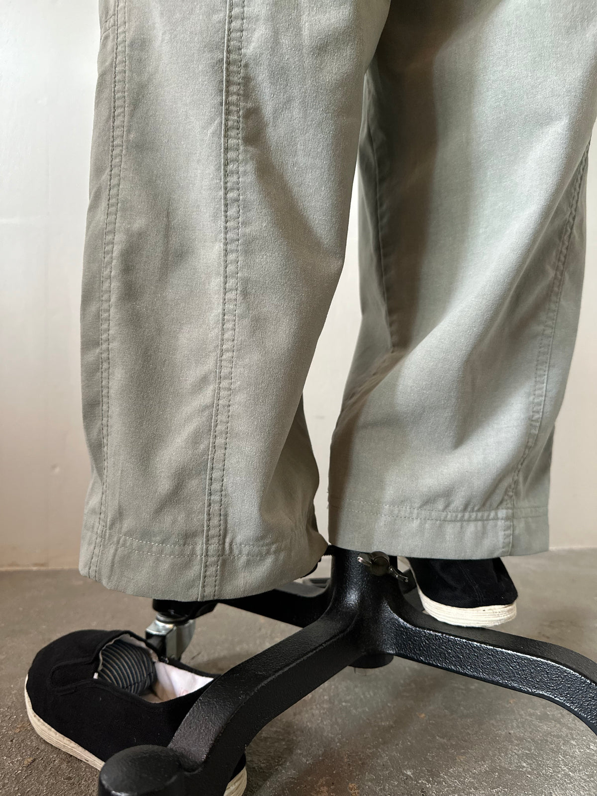 easy design pants