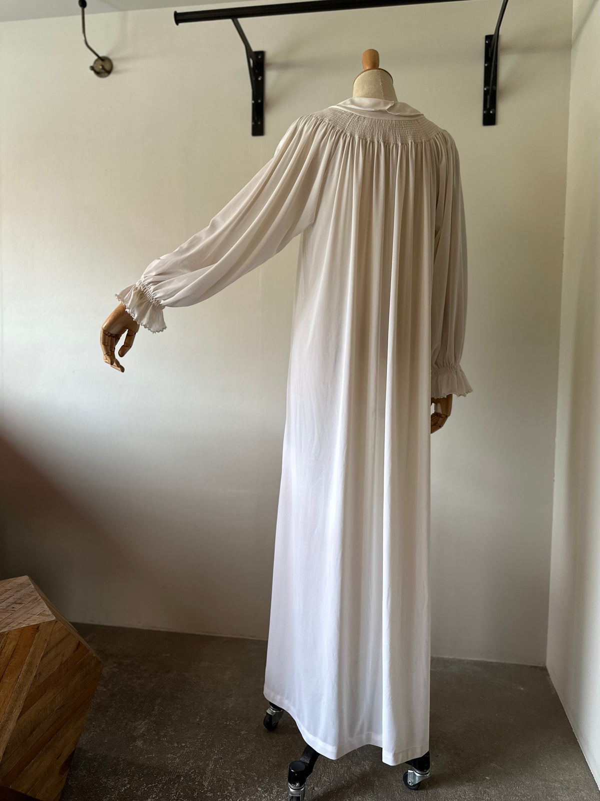 embroidery collar night dress