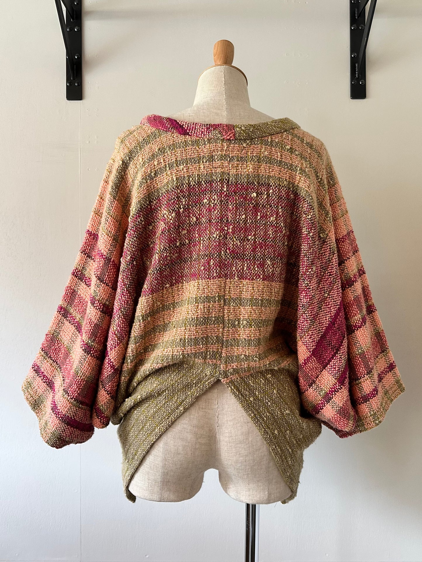 dolman sleeve woven tops