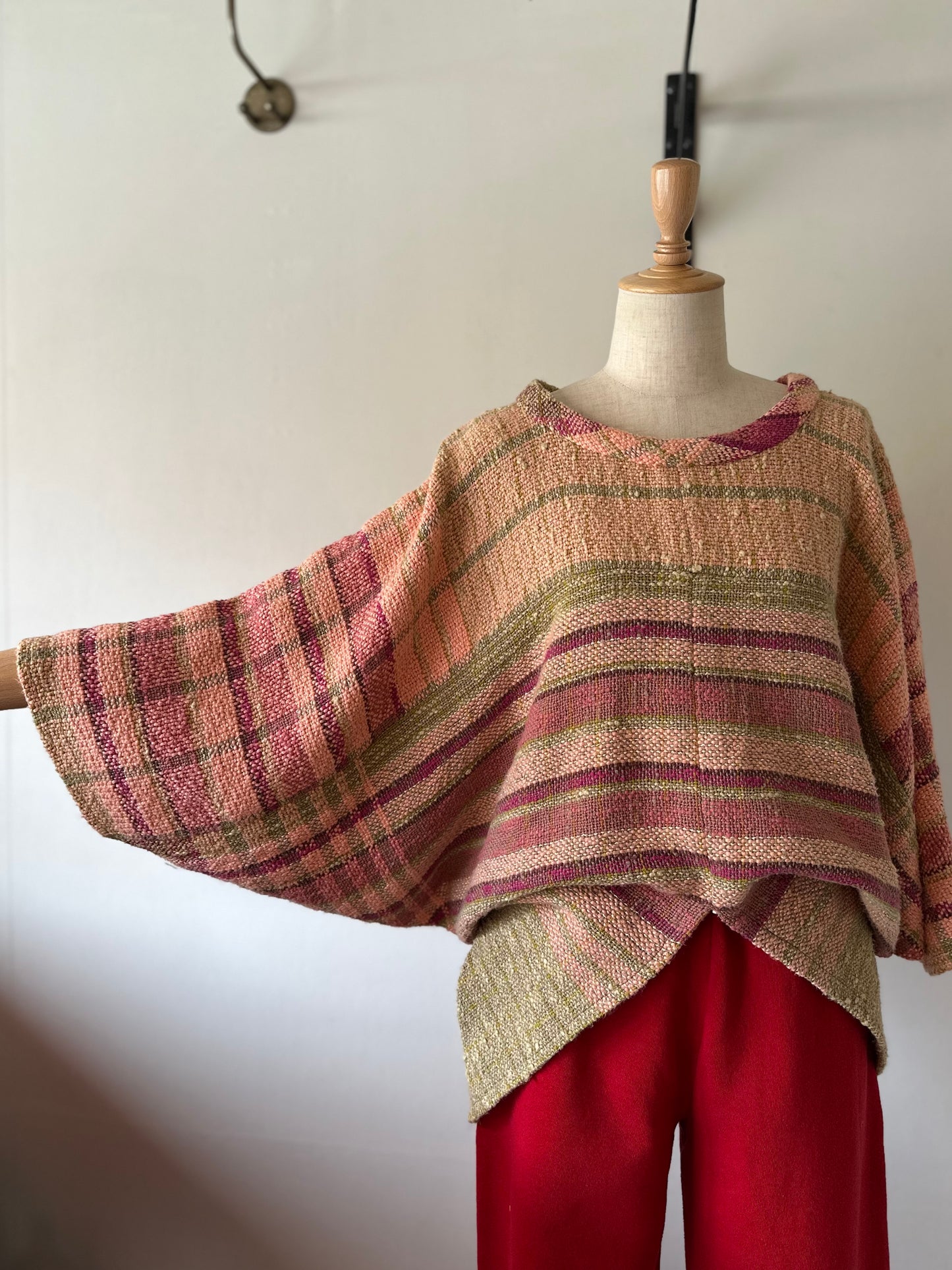 dolman sleeve woven tops