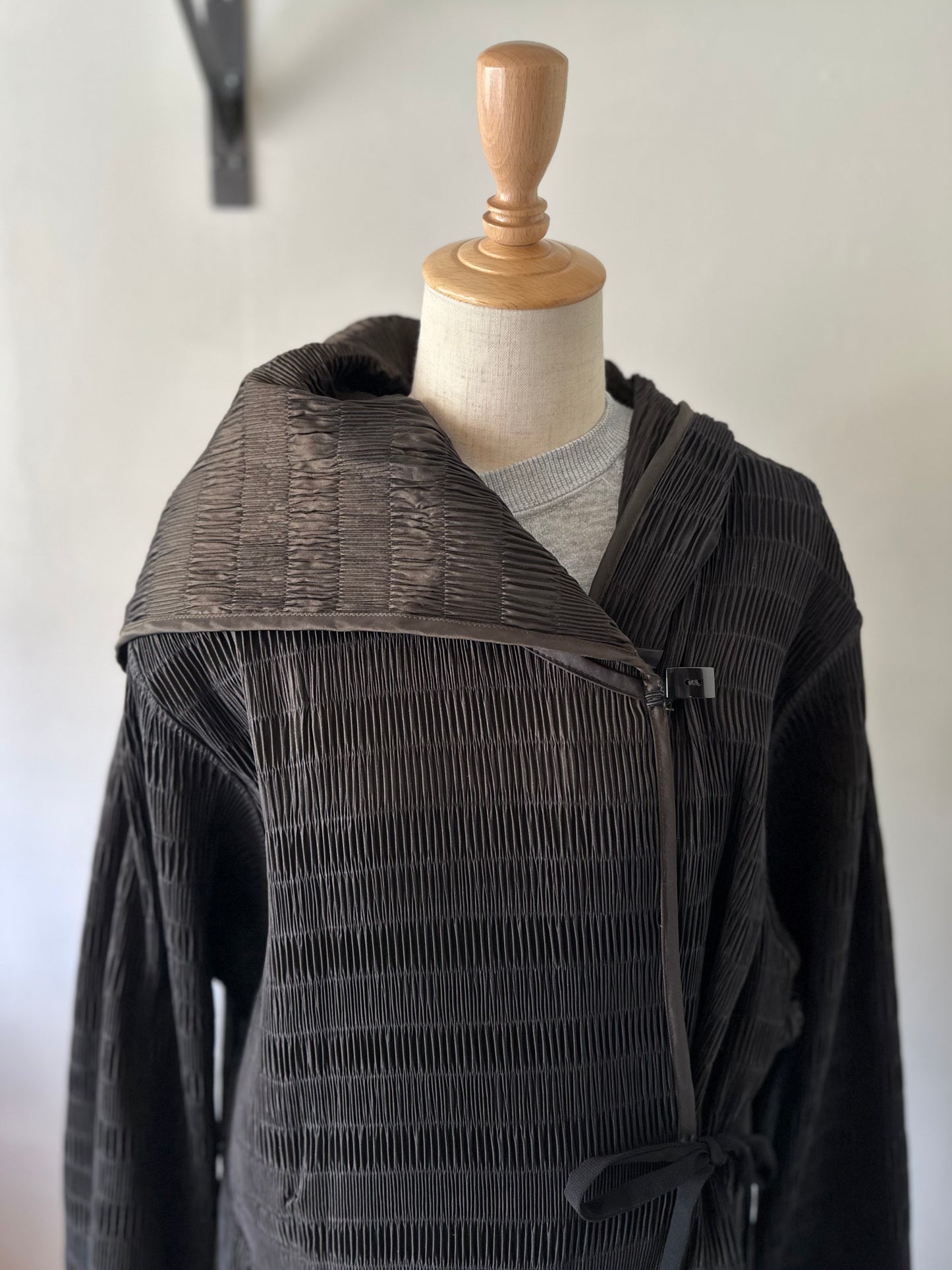 reversible pleats coat