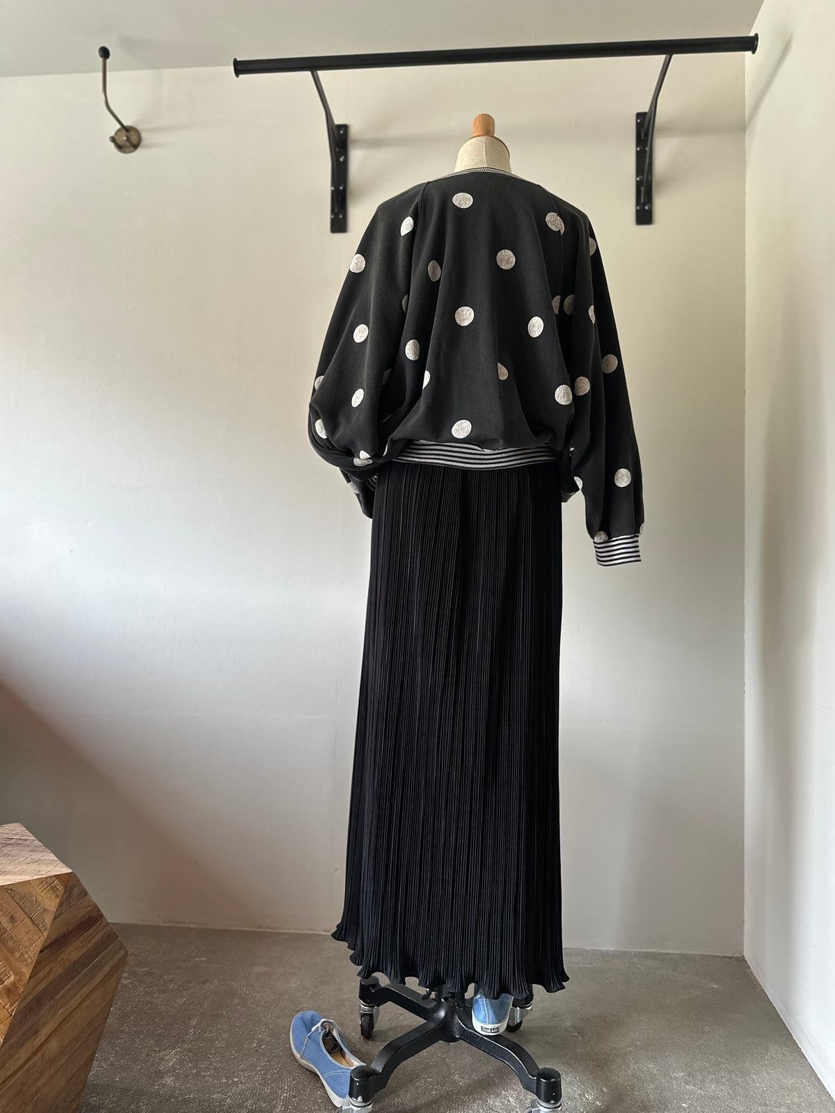 pleats maxi skirt