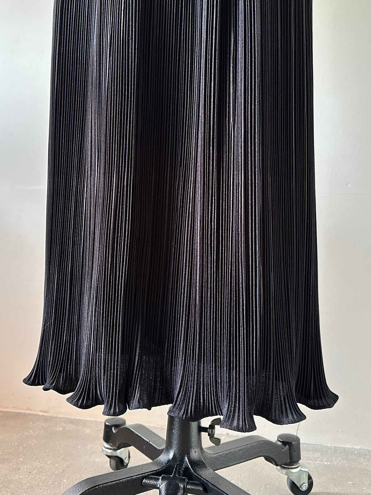 pleats maxi skirt