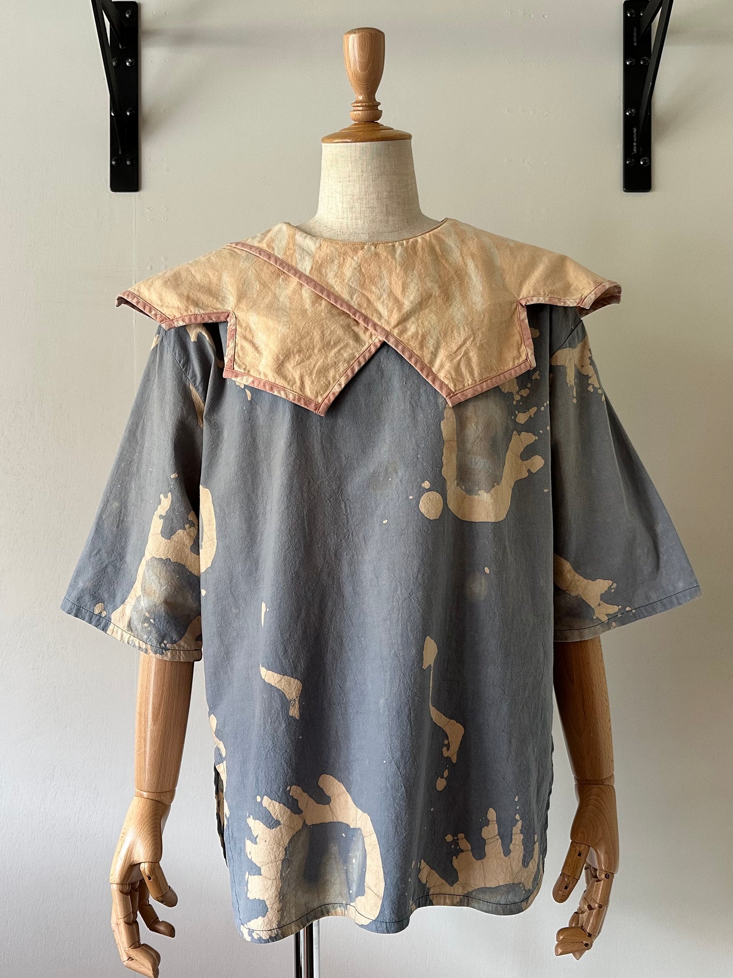 unique collar tops