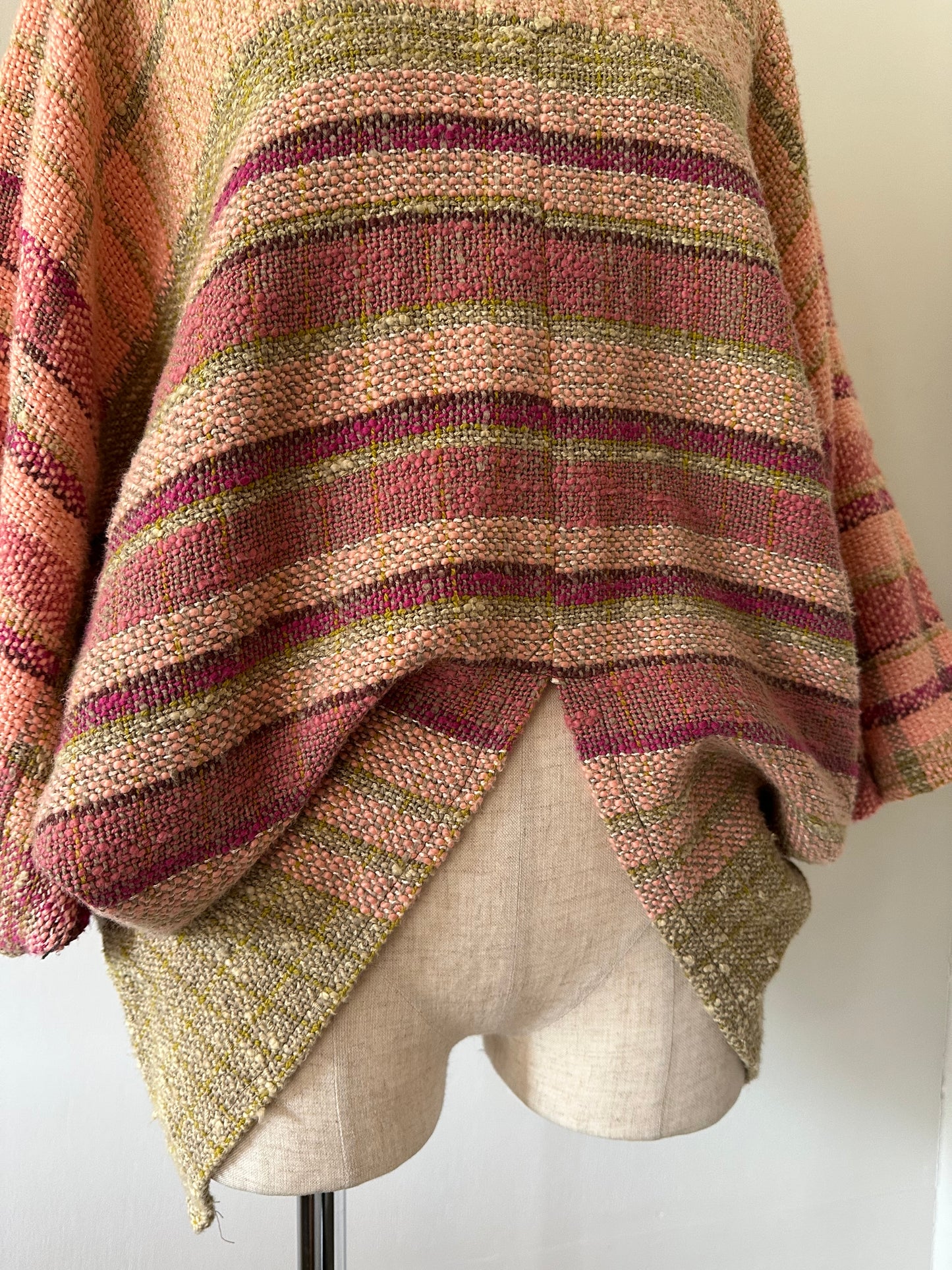 dolman sleeve woven tops