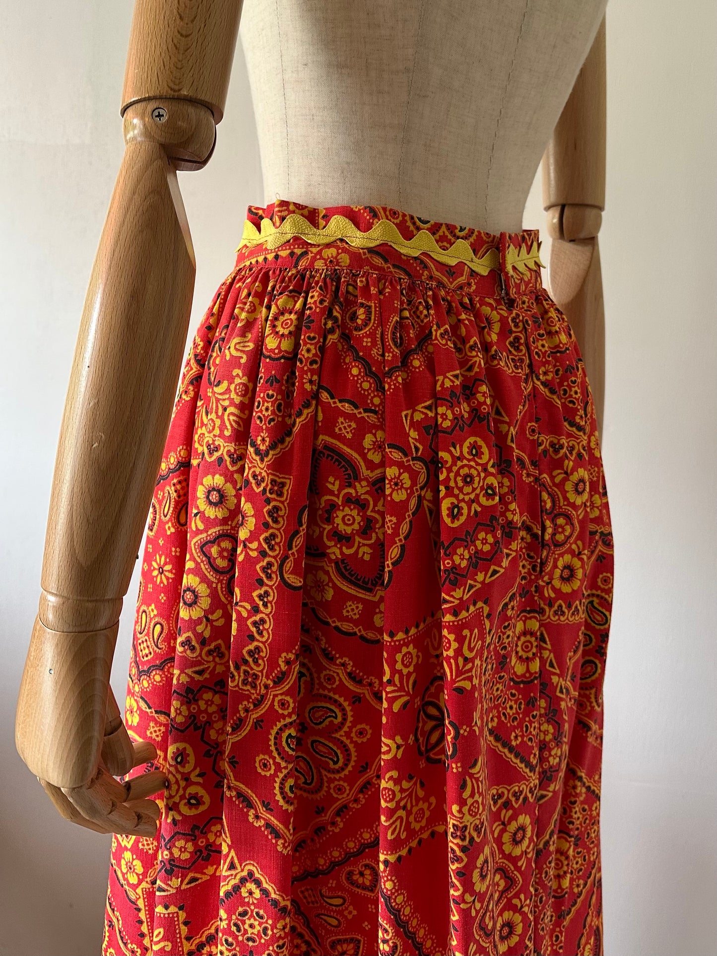 bandanna pattern skirt