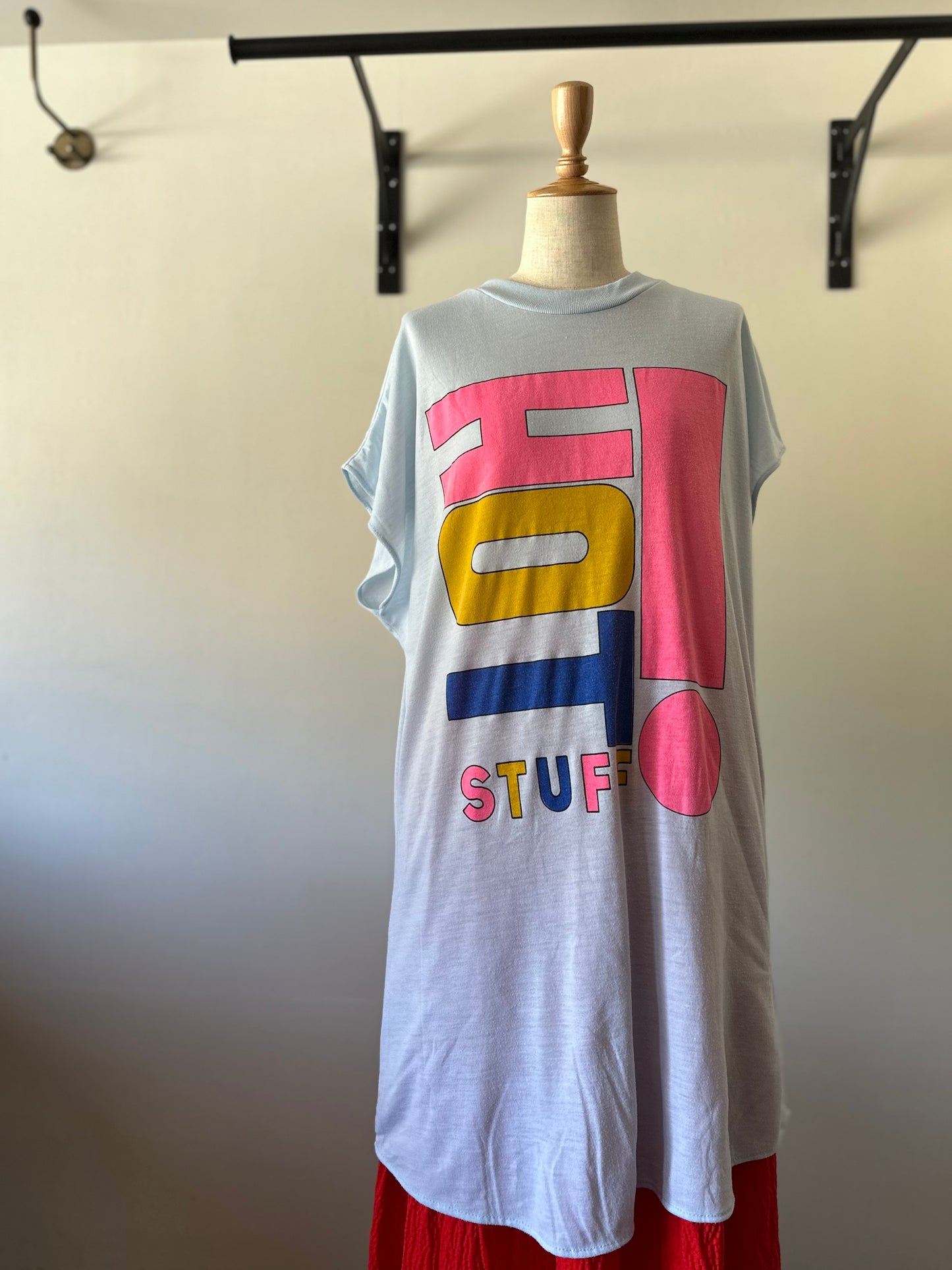 sleeveless print T-shirt