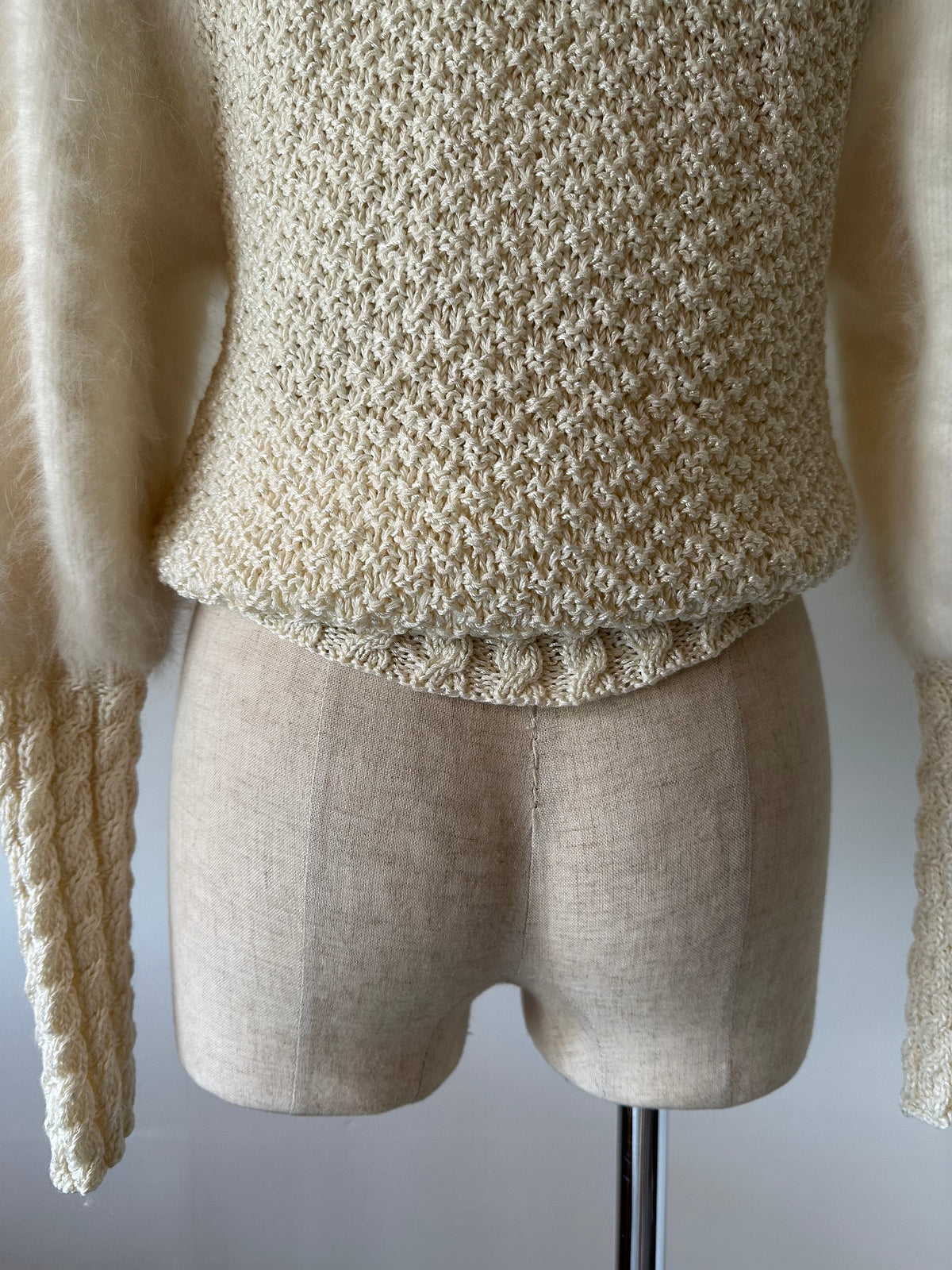 fur sleeve design knit tops