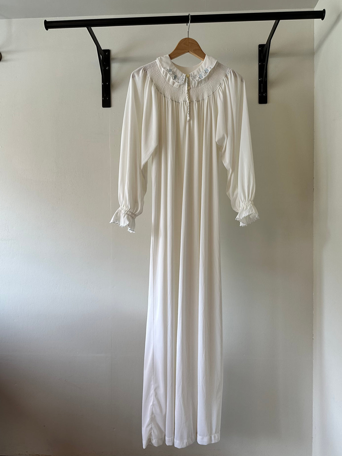 embroidery collar night dress